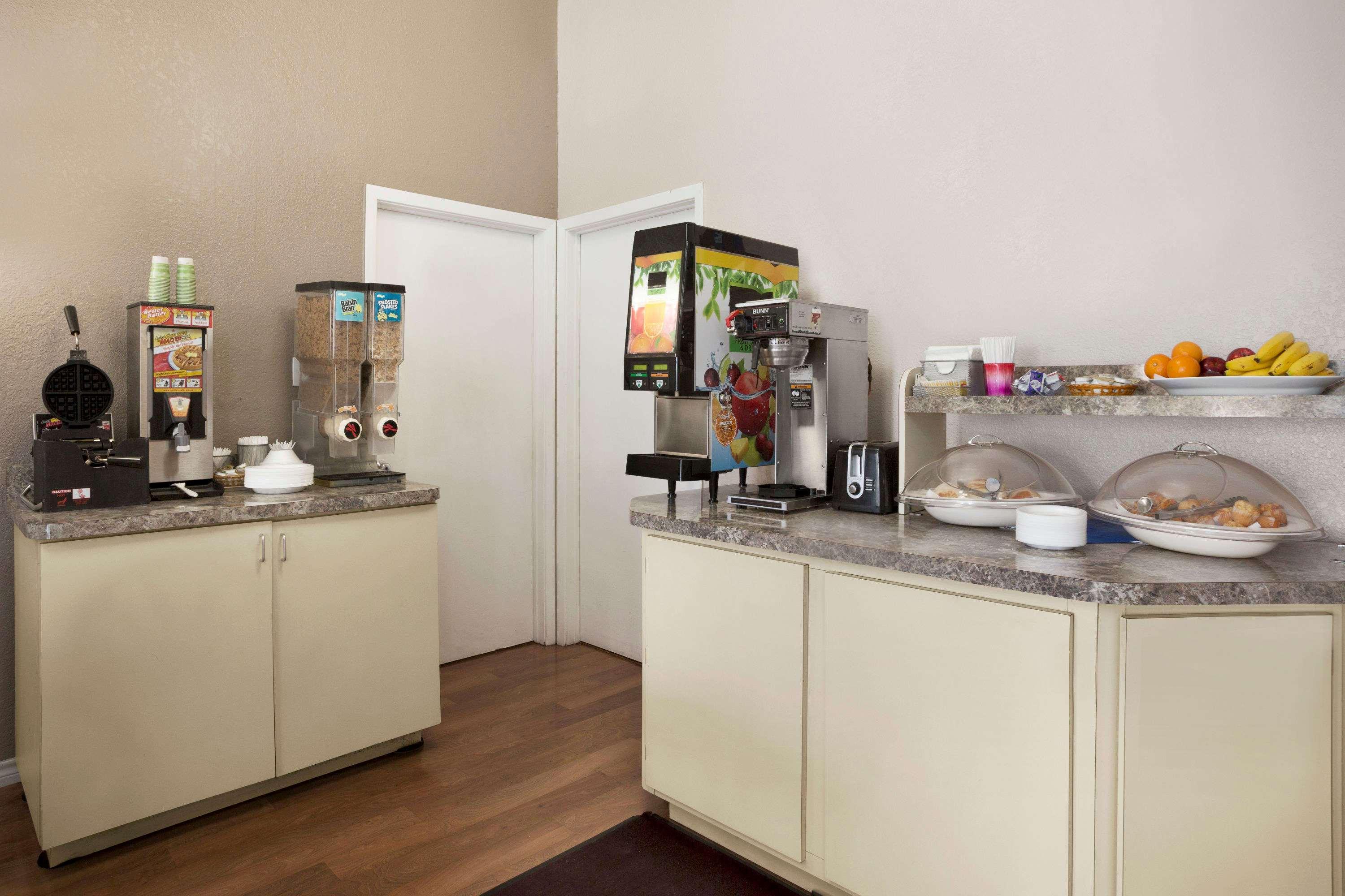 Travelodge By Wyndham Killeen/Fort Hood Esterno foto